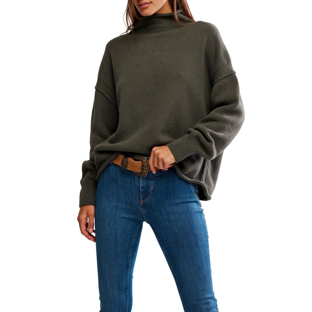 Free People Torres Turtleneck Pullover Sweater in Army Green Size Medium